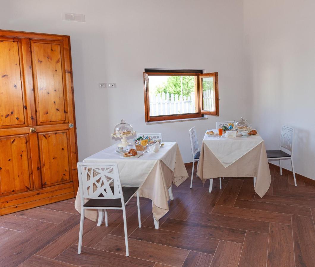 B&B Le Dee Di Paestum Exterior photo