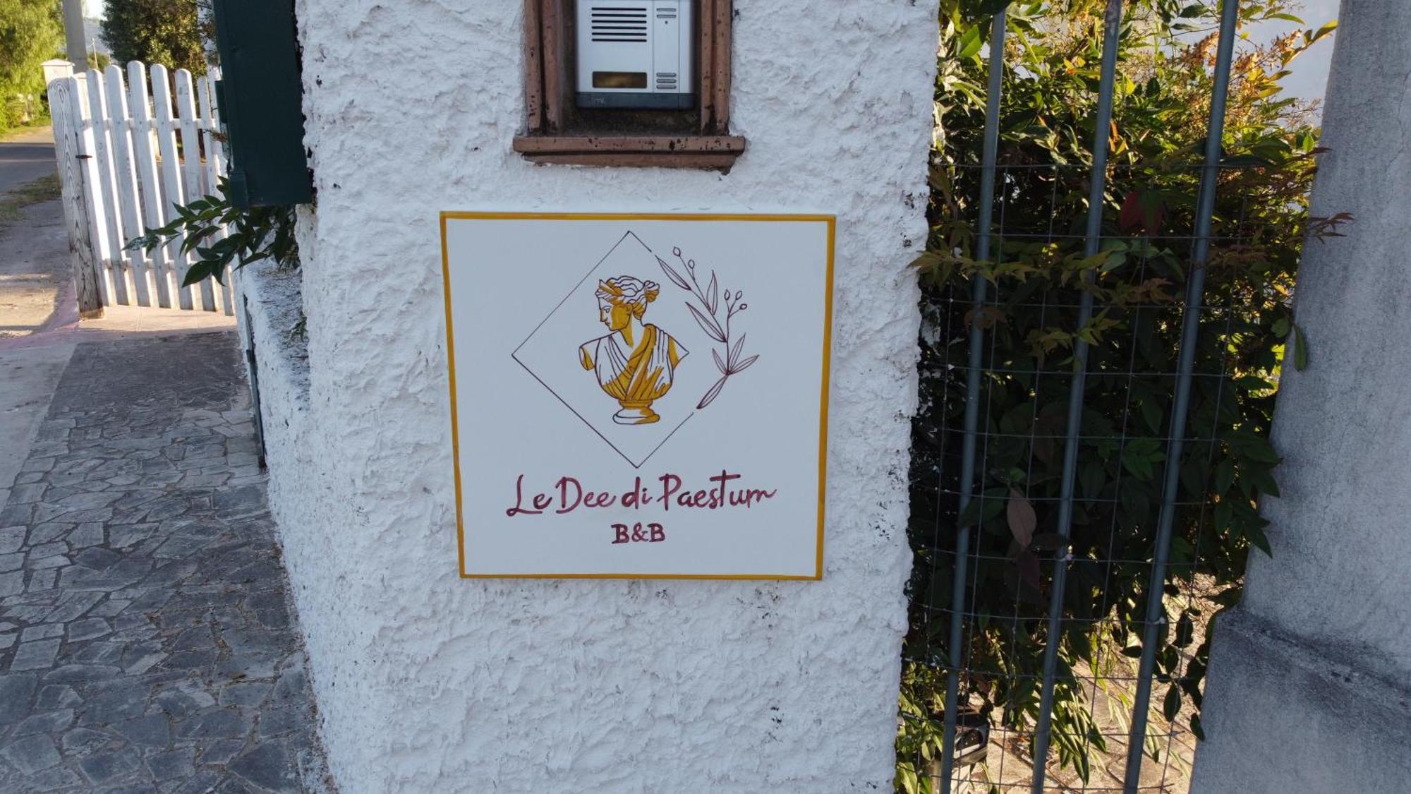 B&B Le Dee Di Paestum Exterior photo